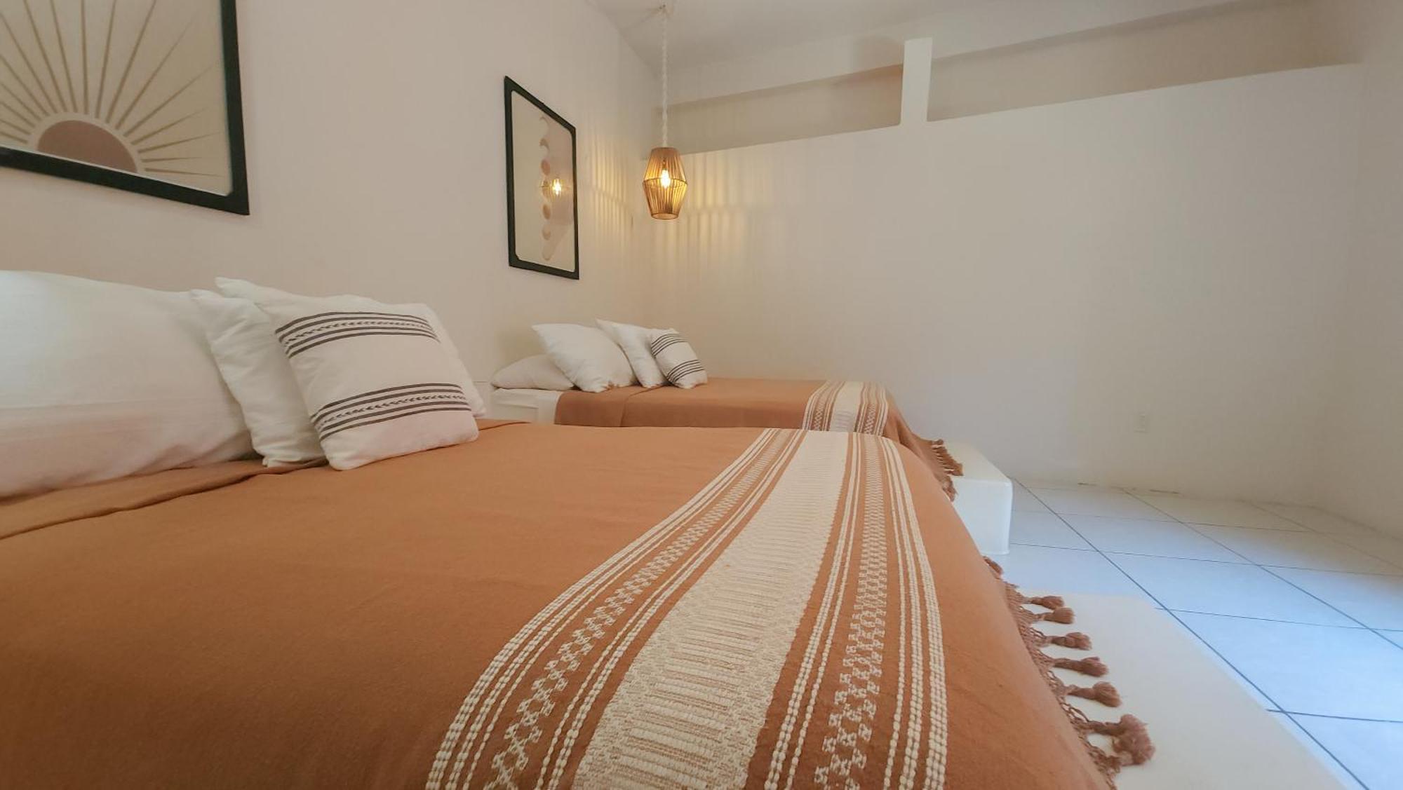 Casa Bonita (Adults Only) Apart otel Puerto Escondido  Oda fotoğraf